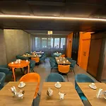 艾德米拉尔酒店 酒店 4*