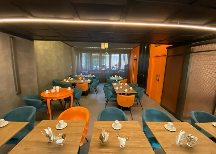 Admiral Hotell 4*