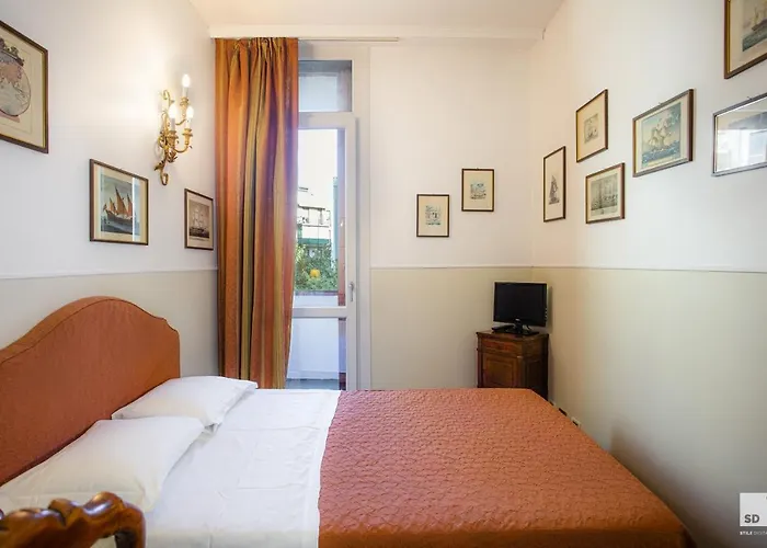 Admiral Hotell 4*